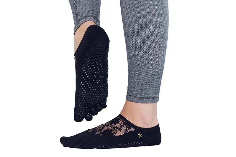 Nedrseče nogavičke na prste ČIPKA